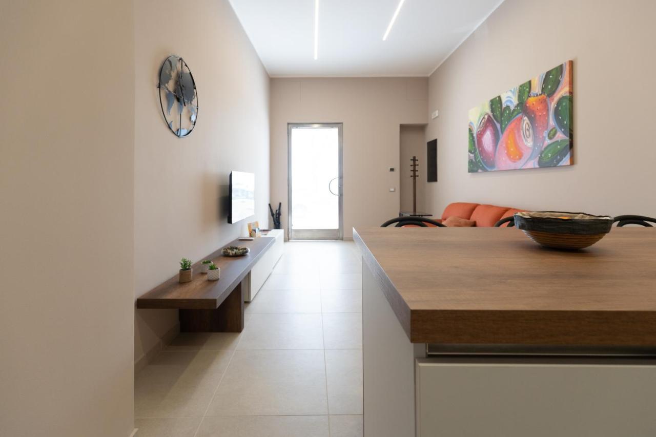 Iitana Luxury Apartment - Fronte Mare Con Vasca Idromassaggio Catánia Buitenkant foto