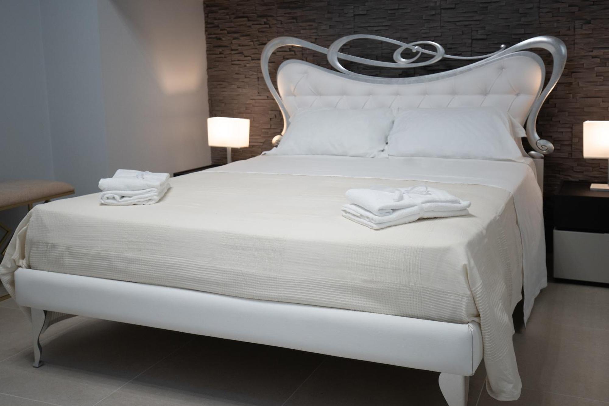 Iitana Luxury Apartment - Fronte Mare Con Vasca Idromassaggio Catánia Buitenkant foto