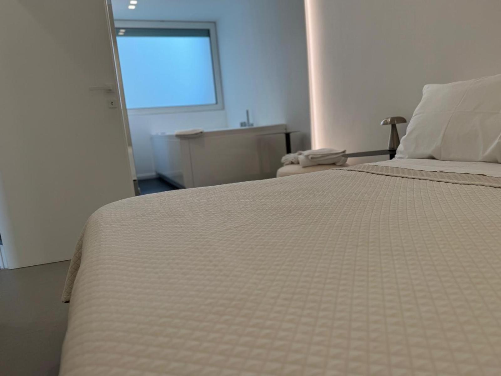 Iitana Luxury Apartment - Fronte Mare Con Vasca Idromassaggio Catánia Buitenkant foto